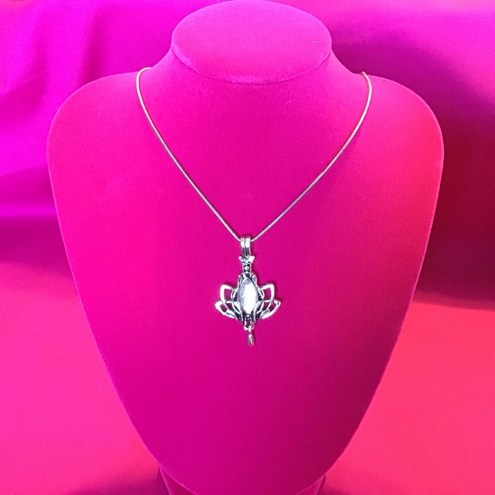 SOLD Lotus Flower Pendant Necklace - Picture 2 of 2